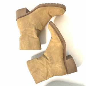 🌲Sbicca combat boots